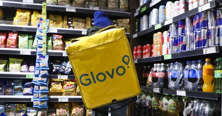 Punkt Biedronki i Glovo uprzykrza im życie. Hałas do późnej nocy