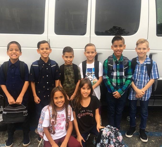 Nadya została kierowcą busa, żeby zawozić dzieci do szkoły