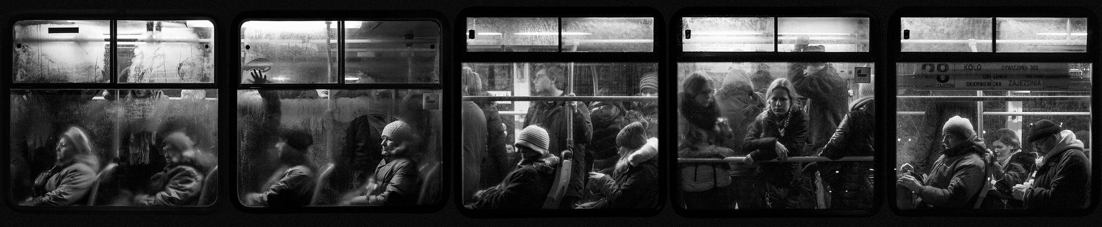 Przez dwie zimy fotografował ludzi marznąc na moście. Tak powstał projekt "Tramwaj" 6