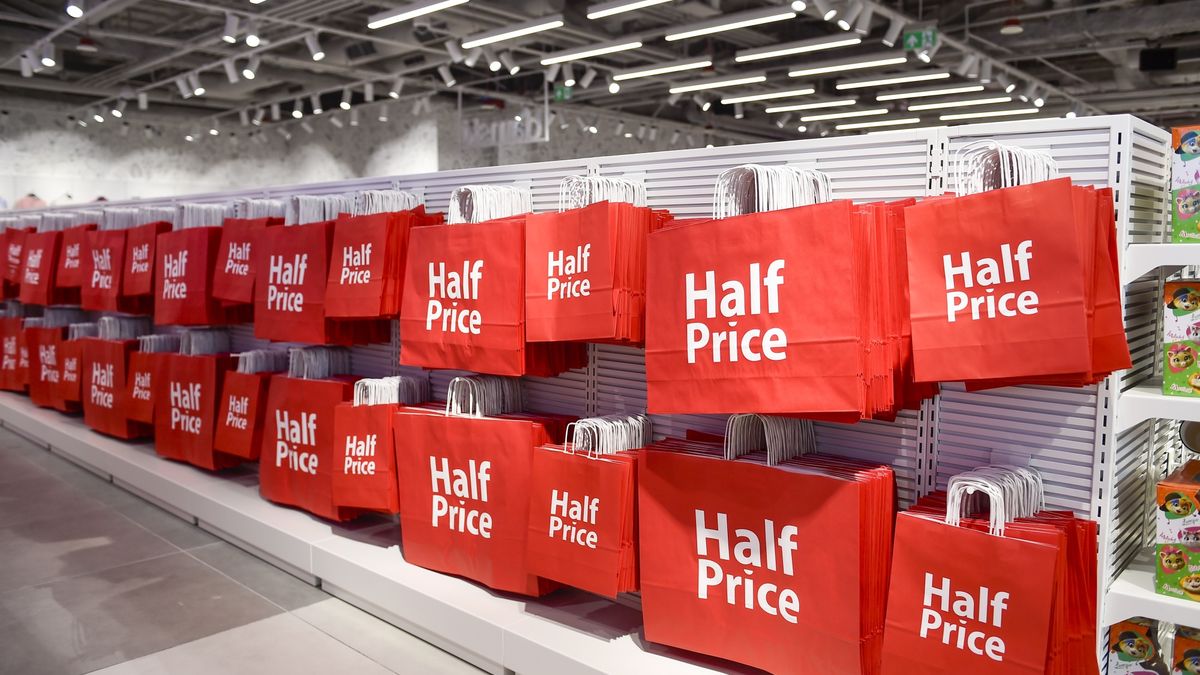 HalfPrice - otwarcie flagowego sklepu w centrum Warszawy, fot. Jacek Kurnikowski/AKPA/BEZPŁATNE MATERIAŁY PRASOWE