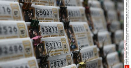 Los się do niej uśmiechnął. Żebraczka wygrała 1,3 mln euro