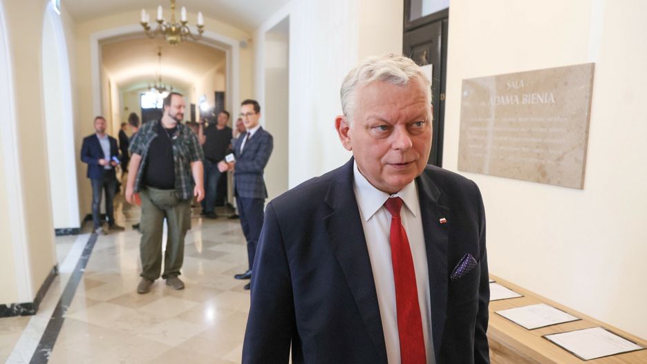 Sejmowa komisja nt. uprawnie? przewodnicz?cego KRRiT
Fot. Wojciech Olkusnik/East News, Warszawa, 14.06.2023. 77. posiedzenie Sejmu IX kadencji. Sejmowa Komisja Kultury i Srodk�w Przekazu -  przedstawienie informacji przewodniczacego Krajowej Rady Radiofonii i Telewizji na temat naduzywania ustawowych uprawnien w kontekscie wolnosci mediow.
N/z: Marek Suski
Wojciech Olkusnik