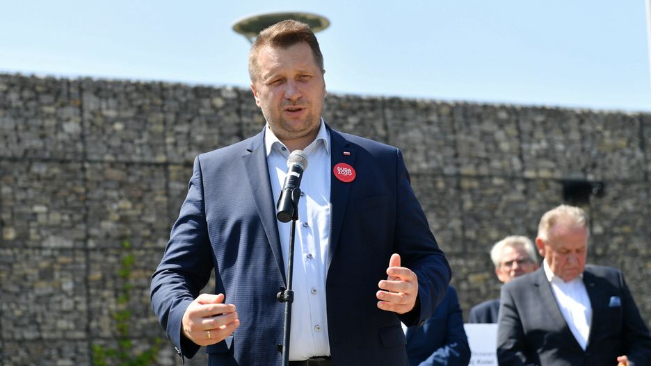 Przemysław Czarnek i jego wypowiedź o LGBT nie przez wszystkich w PiS została doceniona