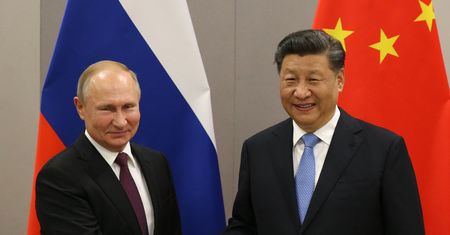 Chiny rozwijają współpracę z Rosją. Obroty handlowe wzrosły o jedną trzecią