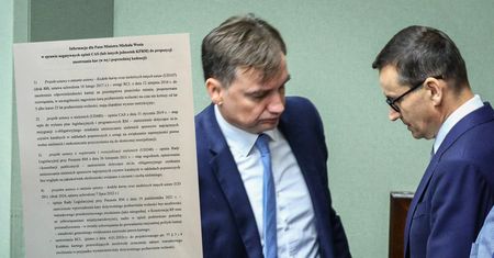 Morawiecki wykpił Ziobrę i zarzucił mu nieudolność. Teraz ziobryści wyciągają "kwity"
