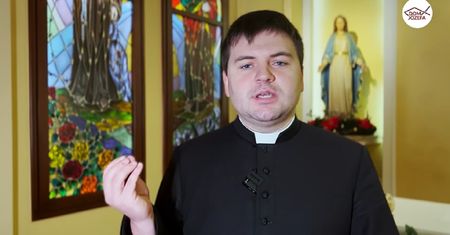 Rozwódka chce przyjmować komunię świętą. Stanowcza reakcja księdza