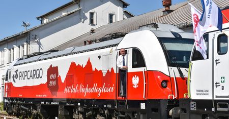 Związkowcy żądają podwyżek na kolei. Mówią o "degradacji spółki"