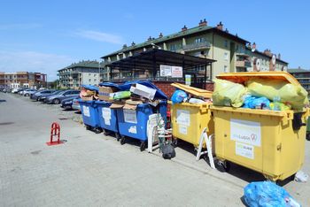 Lublin: Za śmieci jak za wodę. Wielka rewolucja w systemie odbioru odpadów weszła w życie