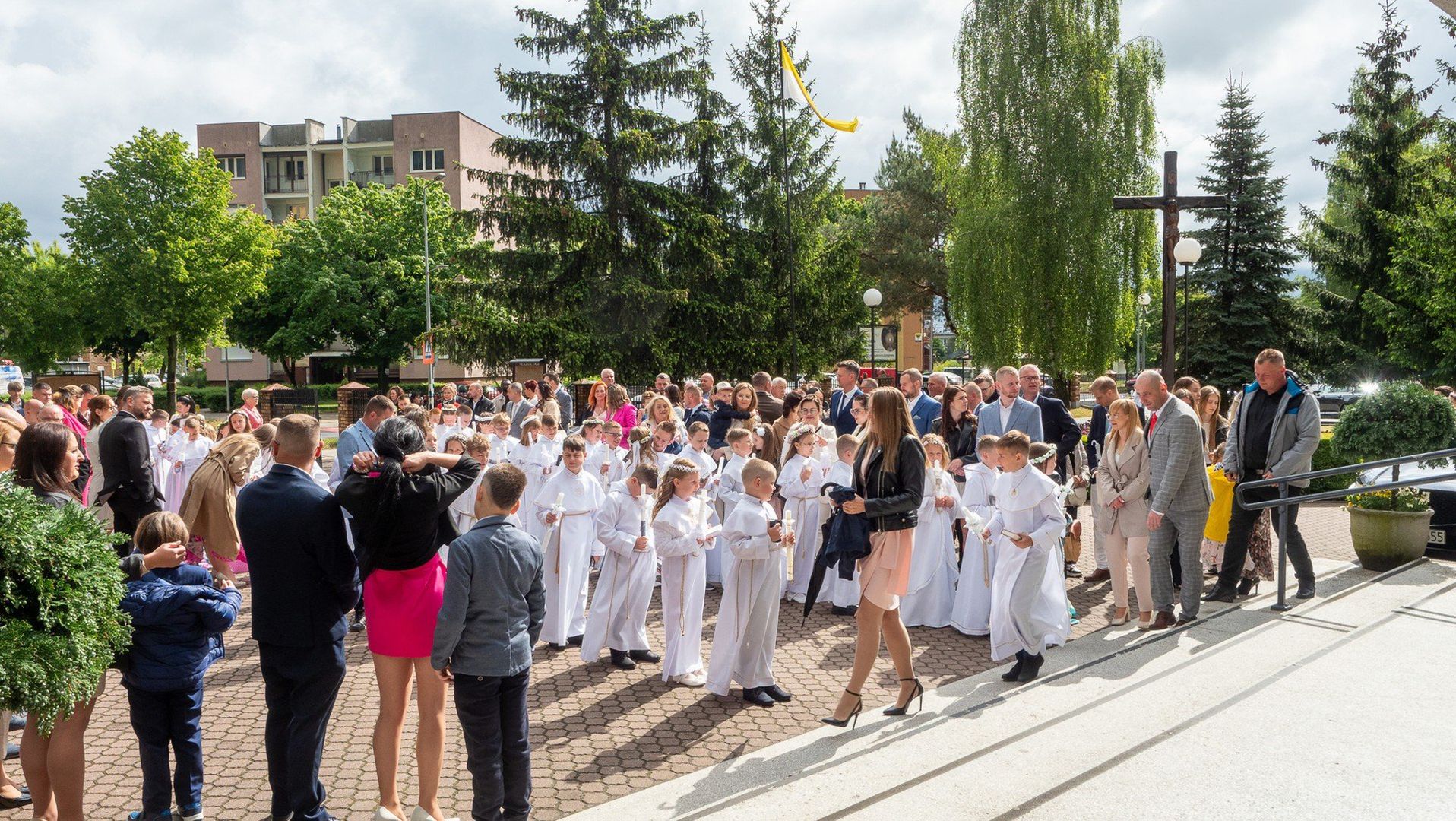 Pierwsza Komunia Święta w parafii św. Wojciecha – wyjątkowy dzień dla najmłodszych wiernych