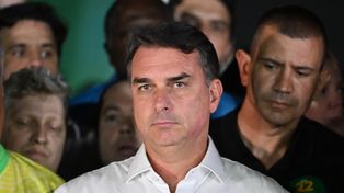 Flávio Bolsonaro przegrał wybory. Dla jego ojca to fatalna wiadomość