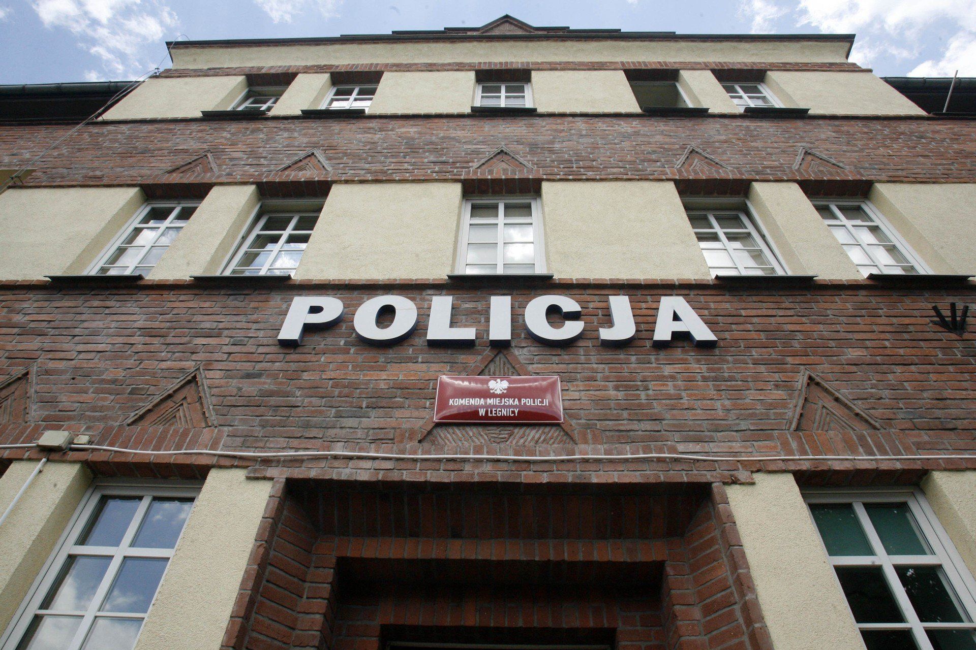 Pijany obywatel Gruzji jeździł po ulicach Legnicy. Zatrzymali go policjanci