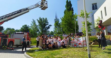 Wzruszająca akcja na onkologii. Dzieci zrobiły niespodziankę chorej koleżance