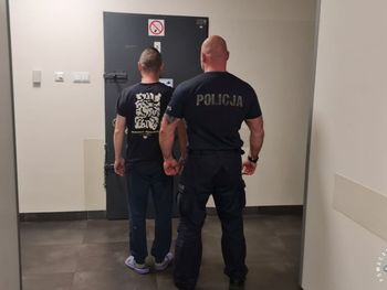 Skarżysko-Kamienna: Zablokowali forda, w którym jechał pijany kierowca