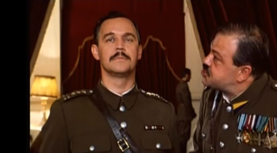 Pułkownik Kwiatkowski podbił serca Polaków. Jak dobrze znasz ten film?