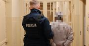 Łask: Rozbierał się w miejscach publicznych i próbował umówić z dzieckiem. 49-letni zboczeniec aresztowany