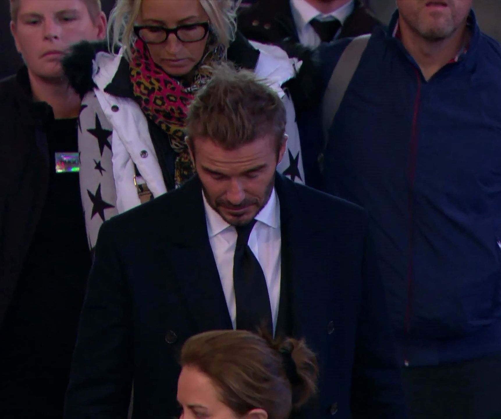 David Beckham oddaje cześć królowej Elżbiecie II