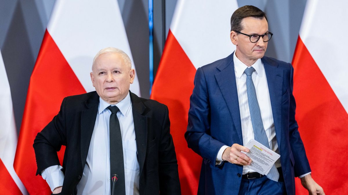 Pierwsze spotkanie Zespo?u Pracy dla Polski PiS
30.01.2024 Warszawa Pierwsze spotkanie zespolu pracy dla Polski fot Andrzej Iwanczuk/REPORTER
N/z: Jaroslaw Kaczynski, Mateusz Morawiecki
Andrzej Iwanczuk/REPORTER