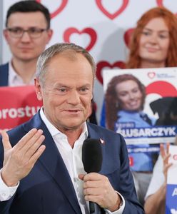 Tusk "wyjaśnił" skrót używany przez PiS. Oklaski na sali