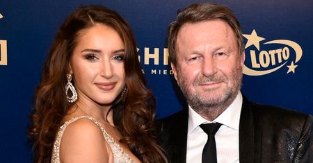 Partnerka miliardera Patrycja Tuchlińska chwali się dresem GIVENCHY, spacerując z wózkiem (FOTO)