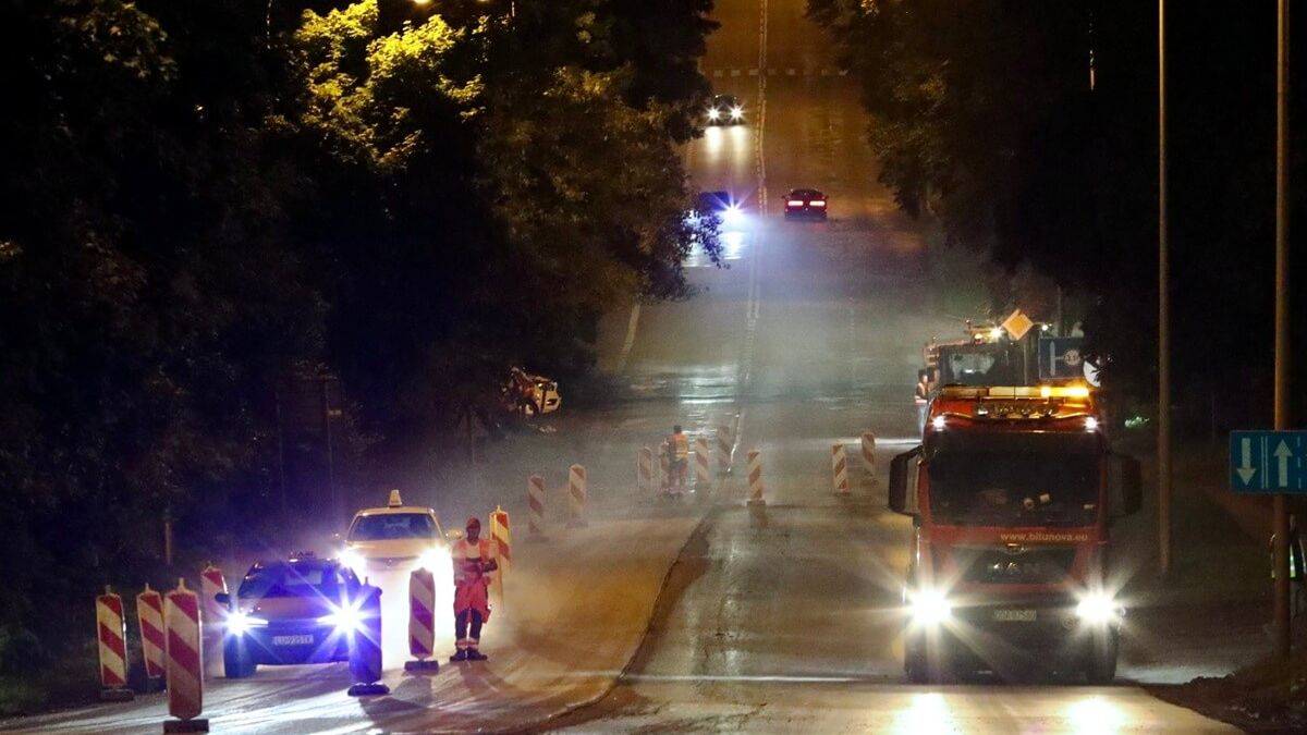 Prace drogowców na Al. Warszawskiej