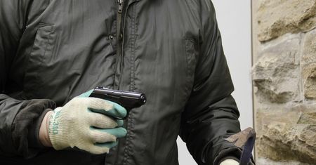 Napad w Bytomiu. Złodziej auta groził bronią