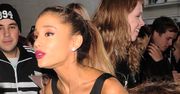 Ariana Grande POWIĘKSZY PIERSI dla chłopaka?