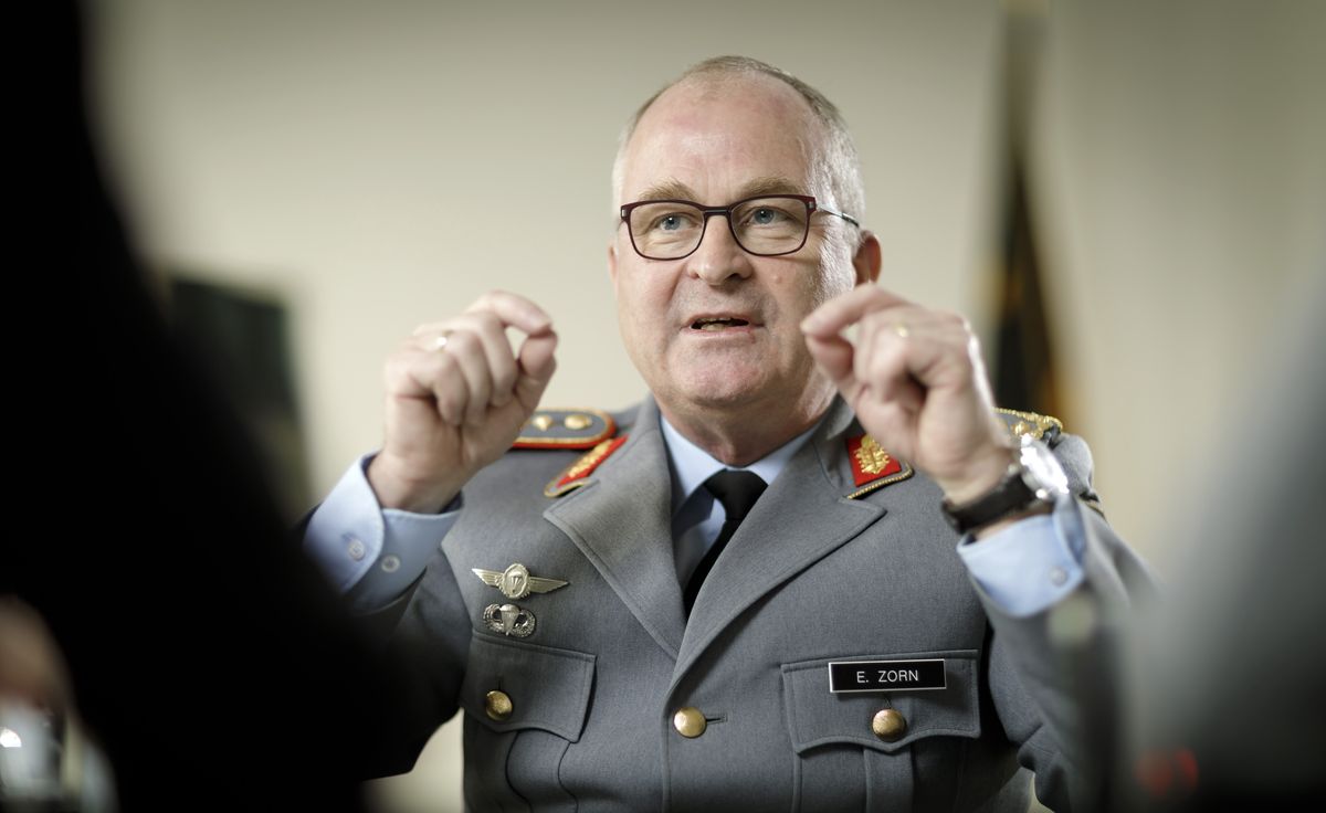 Generał Eberhard Zorn - głównodowodzący Bundeswehry