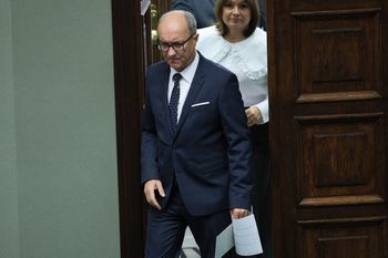 Zła wiadomość dla Czarzastego. Polacy zabrali głos w sondażu