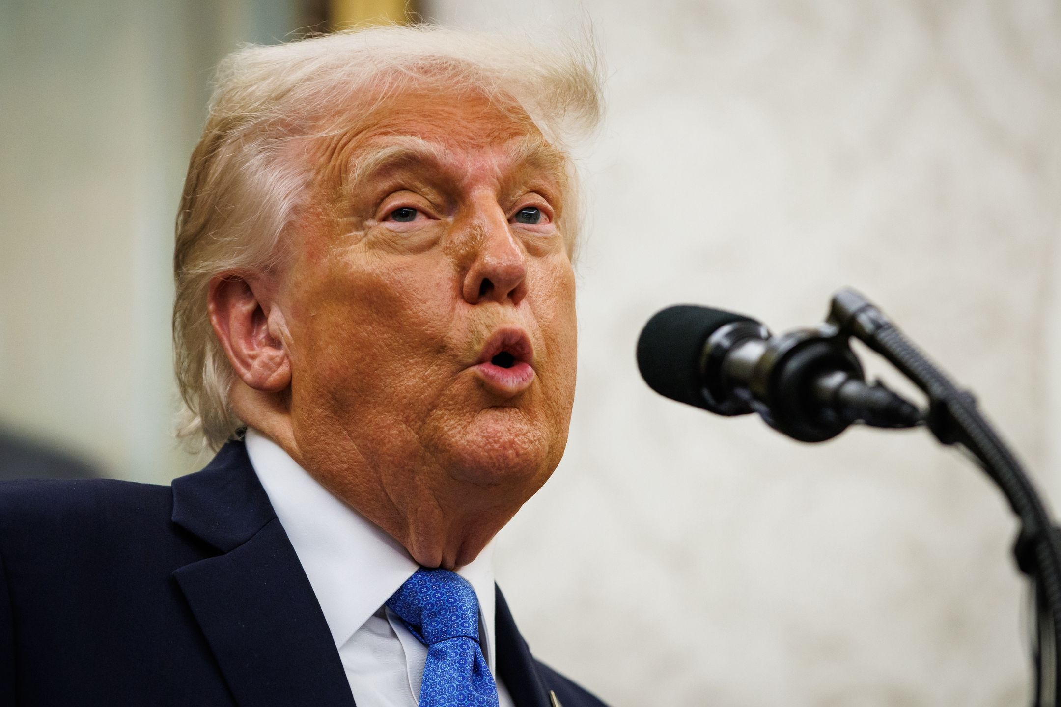 US President Donald Trump speaks during an event with relatives of fallen law enforcement officers in the Oval Office of the White House in Washington, DC, US, on Monday, May 19, 2025. Trump today said that Moscow and Kyiv would begin talks "immediately" on ending the war in Ukraine after a phone call with Russia's President on Monday. Photographer: Samuel Corum/Bloomberg via Getty Images