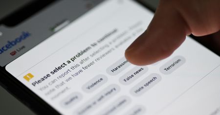 Dezinformacja w Polsce rośnie – Facebook przoduje w liczbie incydentów