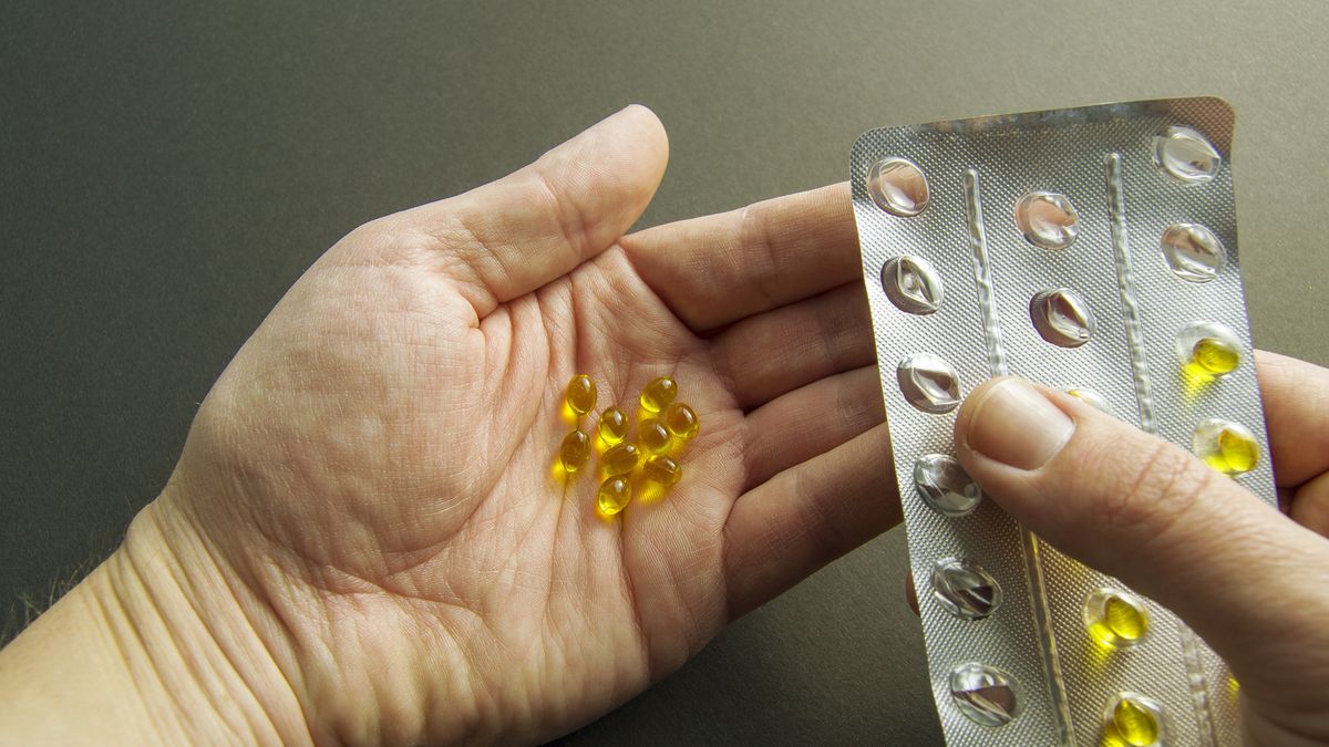 Squeezing pills into the hand. hand holds yellow pills. vitamin d in hand. treatment and prevention of diseases. Dietary supplement
Squeezing pills into the hand. hand holds yellow pills. vitamin d in hand. treatment and prevention of diseases. Dietary supplement
Maksim Omelyanchuk