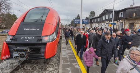 Pociągi znów jeżdżą do Ciechocinka. Bilet za złotówkę tylko do 15 lutego