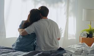 Nie uprawiają seksu, ale są szczęśliwi? Ekspertka o białych małżeństwach