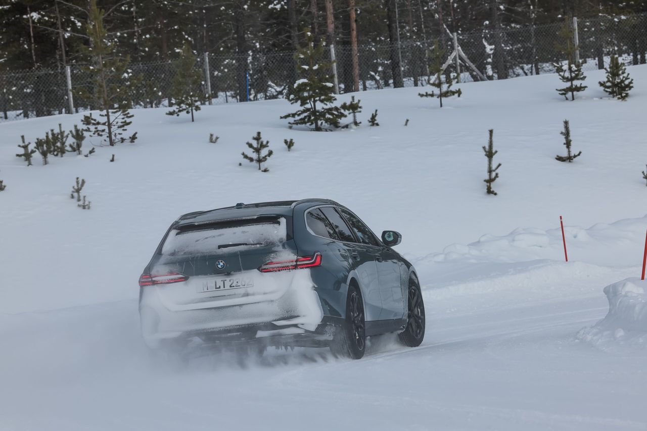 Test opon zimowych GTÜ. Znana marka zawiodła