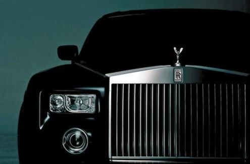 Rolls Royce Phantom idzie Driftem!
