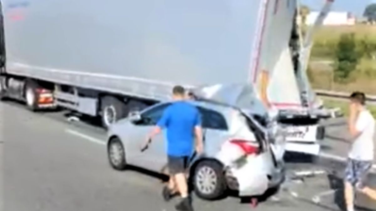 W sieci pojawiło się nagranie z miejsca tragicznego wypadku pod Poznaniem