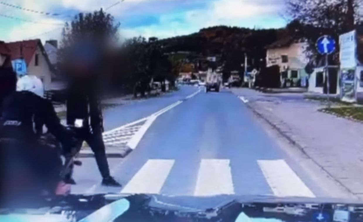 Zmiótł pieszego z pasów. Motocyklista z dożywotnim zakazem złapany