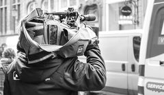 Dziennikarze dobrze dostosowali się do pracy w czasie pandemii koronawirusa, choć obowiązków mają więcej