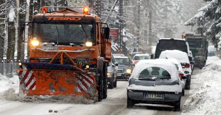 Śnieg w Tatrach. Ogłoszono drugi stopień zagrożenia lawinowego