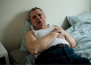 Główny objaw raka płuc. Onkolog ostrzega