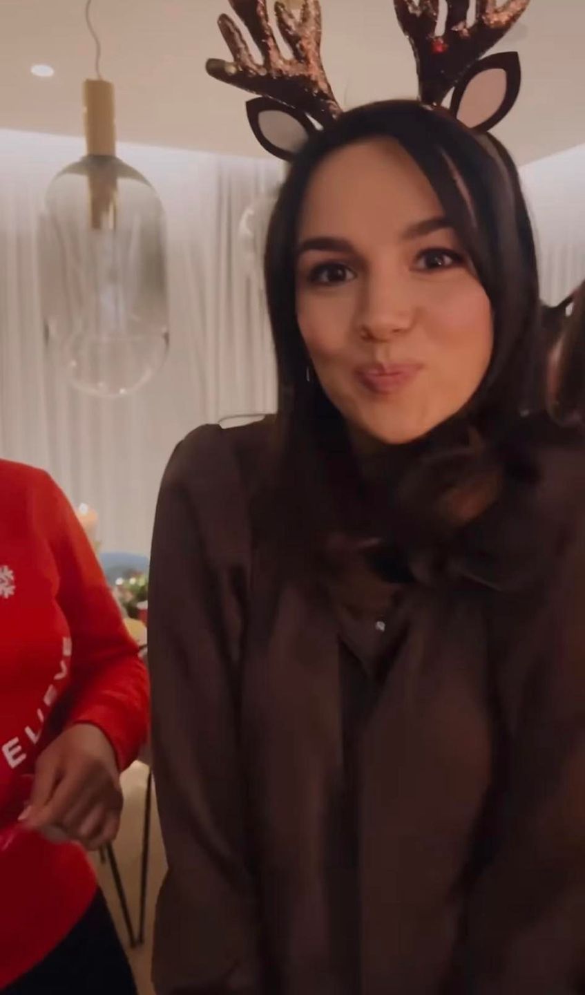 Anna Lewandowska z koleżankami