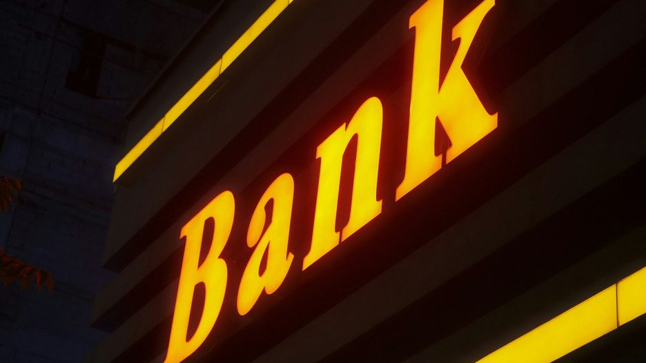 Odsetki spadły o 1/3, raty wciąż powoli maleją