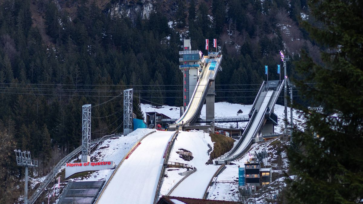 Zdjęcie okładkowe artykułu: PAP / Daniel Karmann / Na zdjęciu: Skocznia w Oberstdorfie.