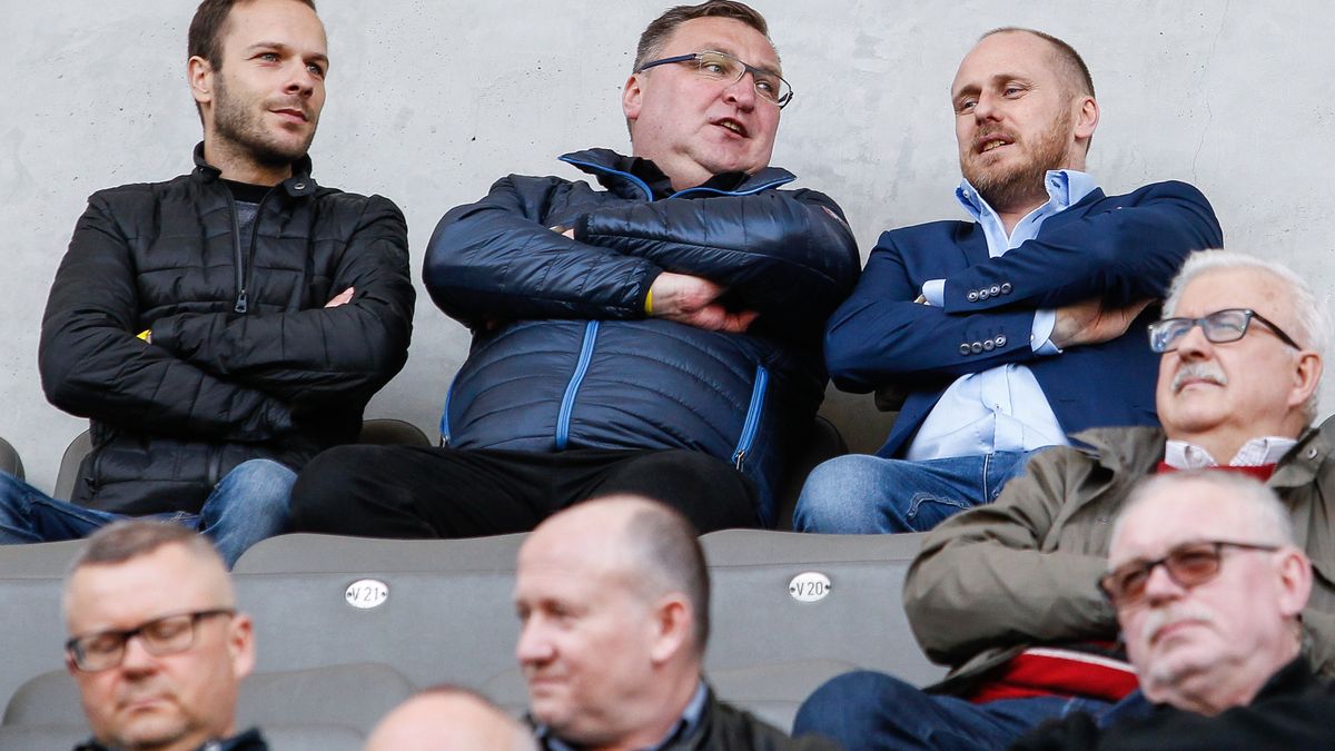 Newspix / Grzegorz Radtke / Na zdjęciu od lewej: Piotr Włodarczyk i Czesław Michniewicz