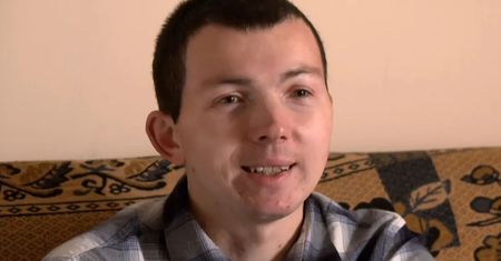 Jarek z "Chłopaków do wzięcia" odniósł się do plotek. Wyjawił, co z jego małżeństwem