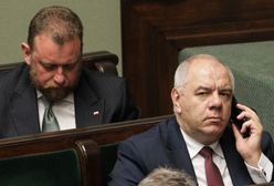 Sondaż: Dymisja Sasina? Ponad połowa ankietowanych jest za