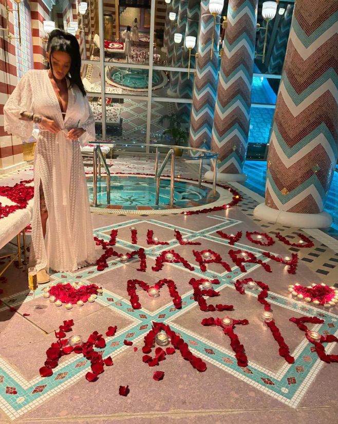 Katie Price pochwaliła się zaręczynami