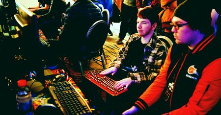 Polski haker zainkasował 7500 dolarów za błąd przelewów do portfela Steam. Ile mogła stracić platforma dla graczy?