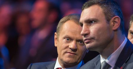 Tusk nagrał film na zjazd partii Witalija Kliczko. Przemówił po ukraińsku