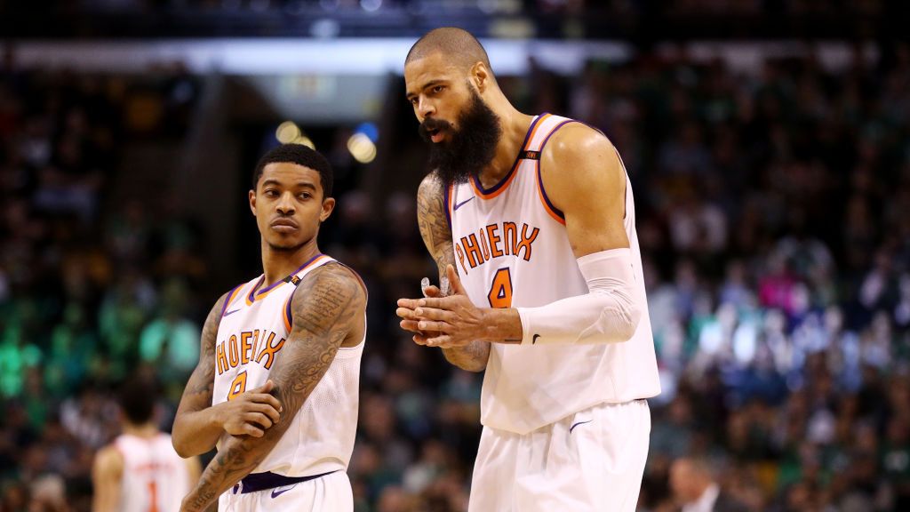 Getty Images / Maddie Meyer / Na zdjęciu: Tyler Ulis (z lewej) i Tyson Chandler (z prawej)